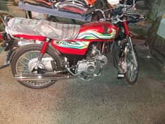 Honda CD 70 for sale in almost New condition.