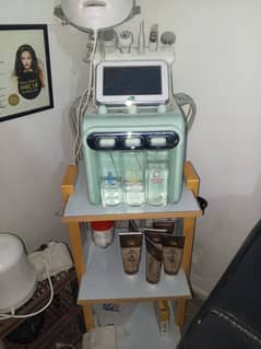 Hydra Facial Machine 0