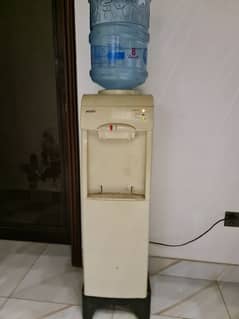 Best Condition Water Despenser Urgent sale