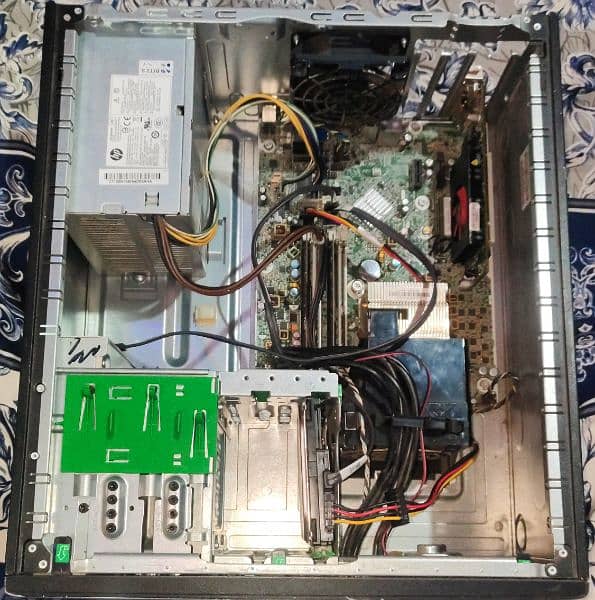 Core i5 2500 || 1 GB Graphics Card || 250 Hard 128 SSD || 320 Watt PSU 0