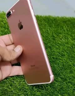 Apple iphone 7 plus 128gb PTA approved my WhatsApp 0346=1981=536