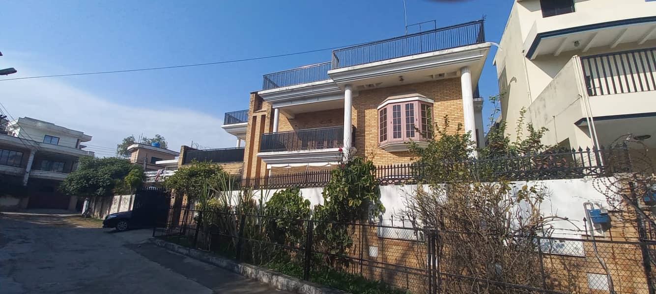 1kanal Pindi Cantt house for sale,2 lakh month rent,Exchange possible 3