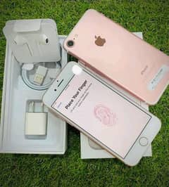 iphone 7  128gb PTA approved 03457061567 my WhatsApp number