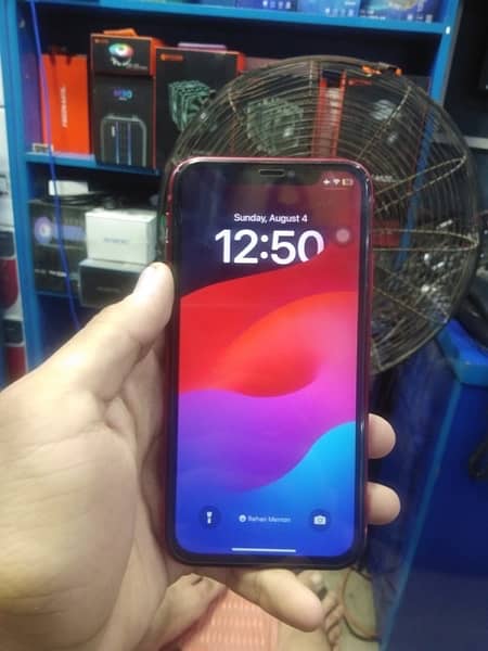 iPhone 11 64gb factory unlocked 2