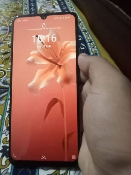 Vivo V20 lush condition all okay  3/2/7/1/5/2/1/8/2/2 8