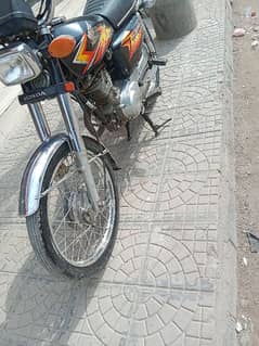 Honda 125 model 2020 k end 12 month Karachi number