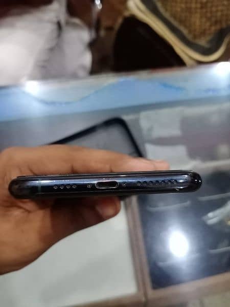 Iphone 11 pro max Ufone And Telenor working 6