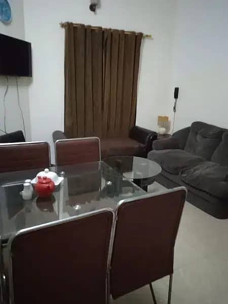 Furnished flat paying guest gulshan e Iqbal karachi 9