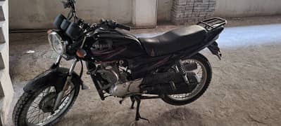 yahama YB125Z 2018 MODEL RAWALPINDI REGISTRATED