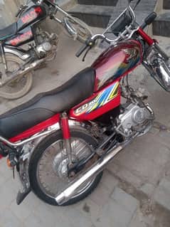 Honda 2021 Good Condition 03100077877Call