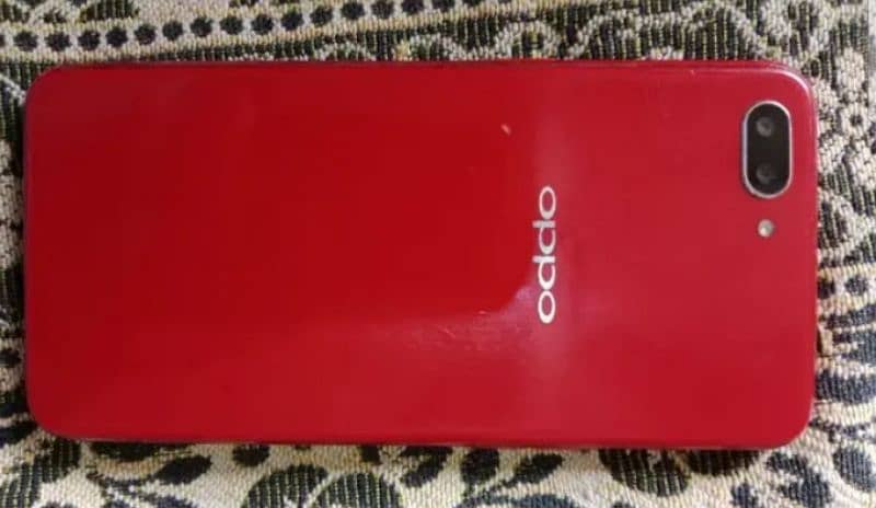 Oppo A3S mobile  chalta off ho geya hai  phone seel pack hai 4