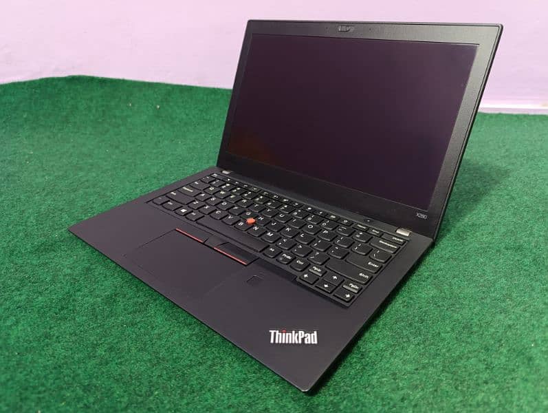 Lenovo Touch Core i7 8th Gen (8 CPUs) 8GB 256GB NVMe 7 Hours Battery 0