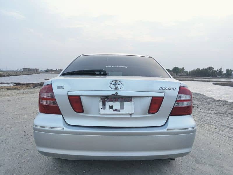 Toyota Premio 2005 1