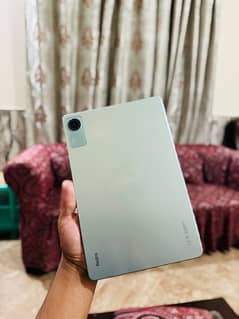 xiaomi redmi pad se 8/256 newly one handed use