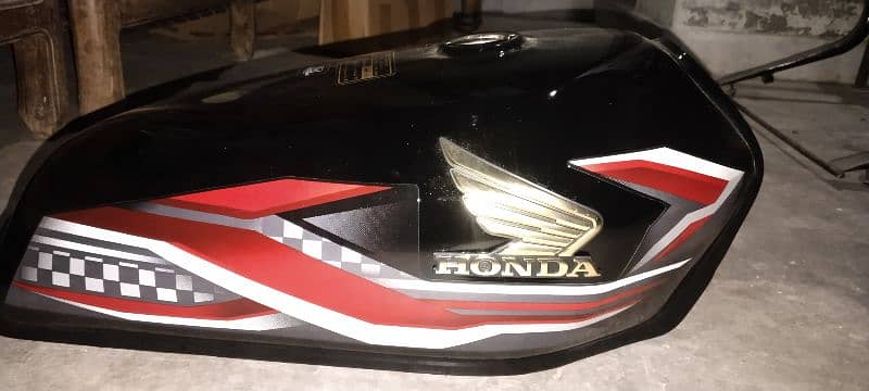 Honda 125 fuel tank 4