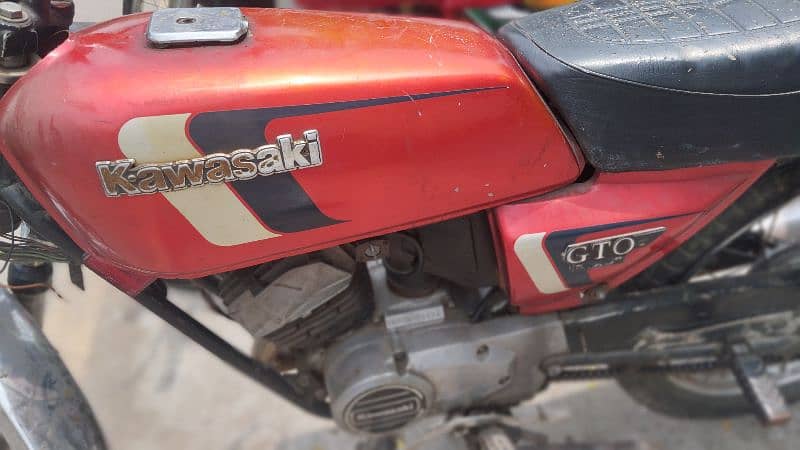 total jeanean kawasaki 4