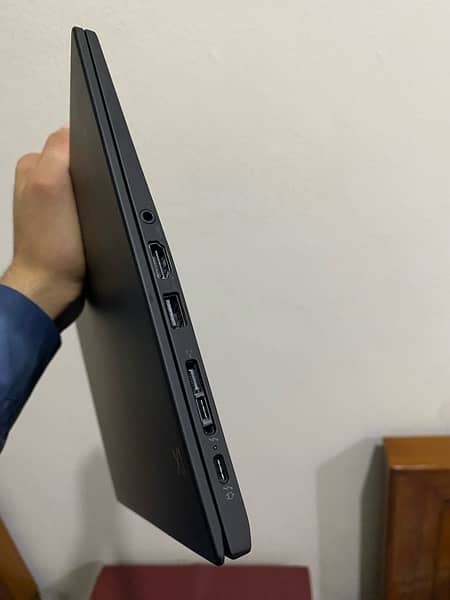 Lenovo X1 carbon i5 8th gen 9