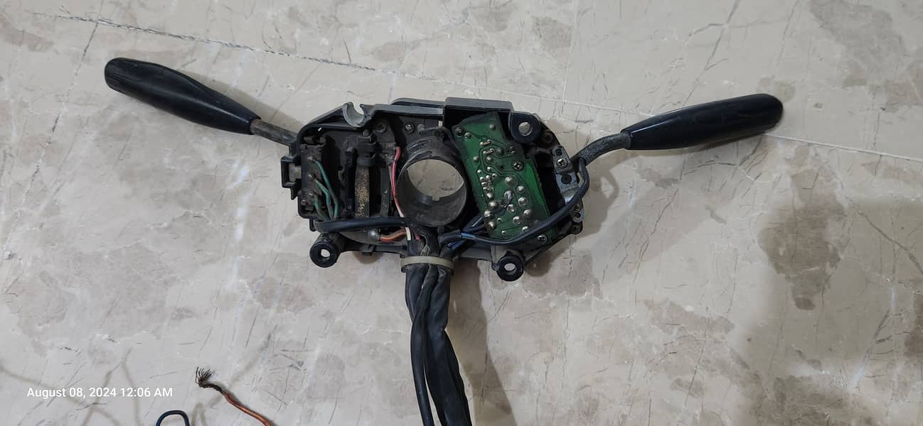 Toyota Indus/Hilux Switch Assembly 3