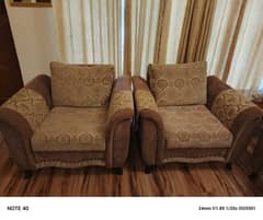 7 seater sofa set in immaculate condition ( Without Center Tables)