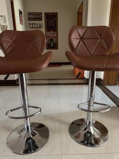 Bar stools with back support (3x) Brown colour