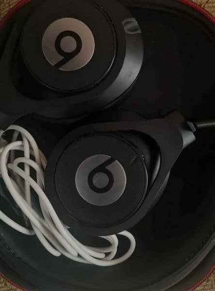 Beats headphones original 0