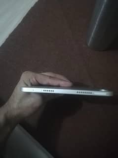 IPAD MİNİ 6 64 GB ( secretchless pies lush condition )