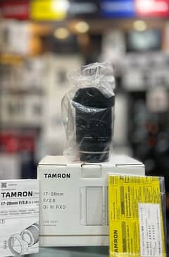 Tamron 17-28mm f/2.8 Di III RXD Lens for Sony Emount  (Full box)