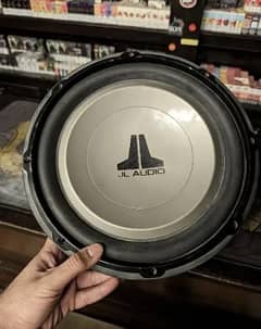 JL Audio 12 W1 V2.4 Sub Woofer