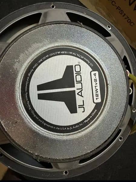 JL Audio 12 W1 V2.4 Sub Woofer 2