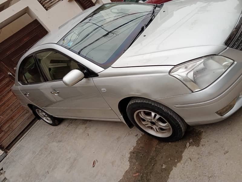 Toyota Premio 2003 1500 cc excellent condition 4