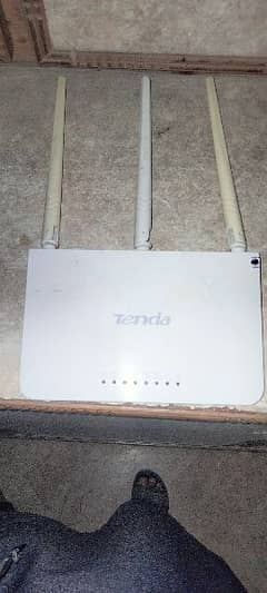 Tenda Router