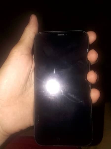 iPhone 11 Jv 64 gb with box  and accessories 2