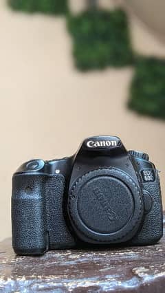 CANON 60D WITH 75-300 LENS