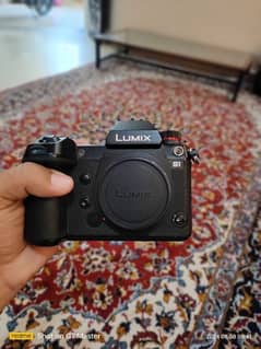 Panasonic Lumix S1 - 9.5/10 Condition with All Original Accessories