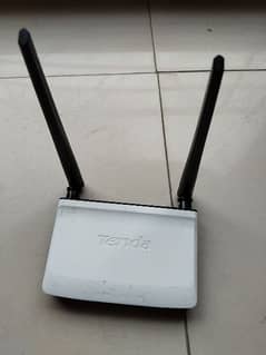 Tenda N300 Wifi Device with Adapter