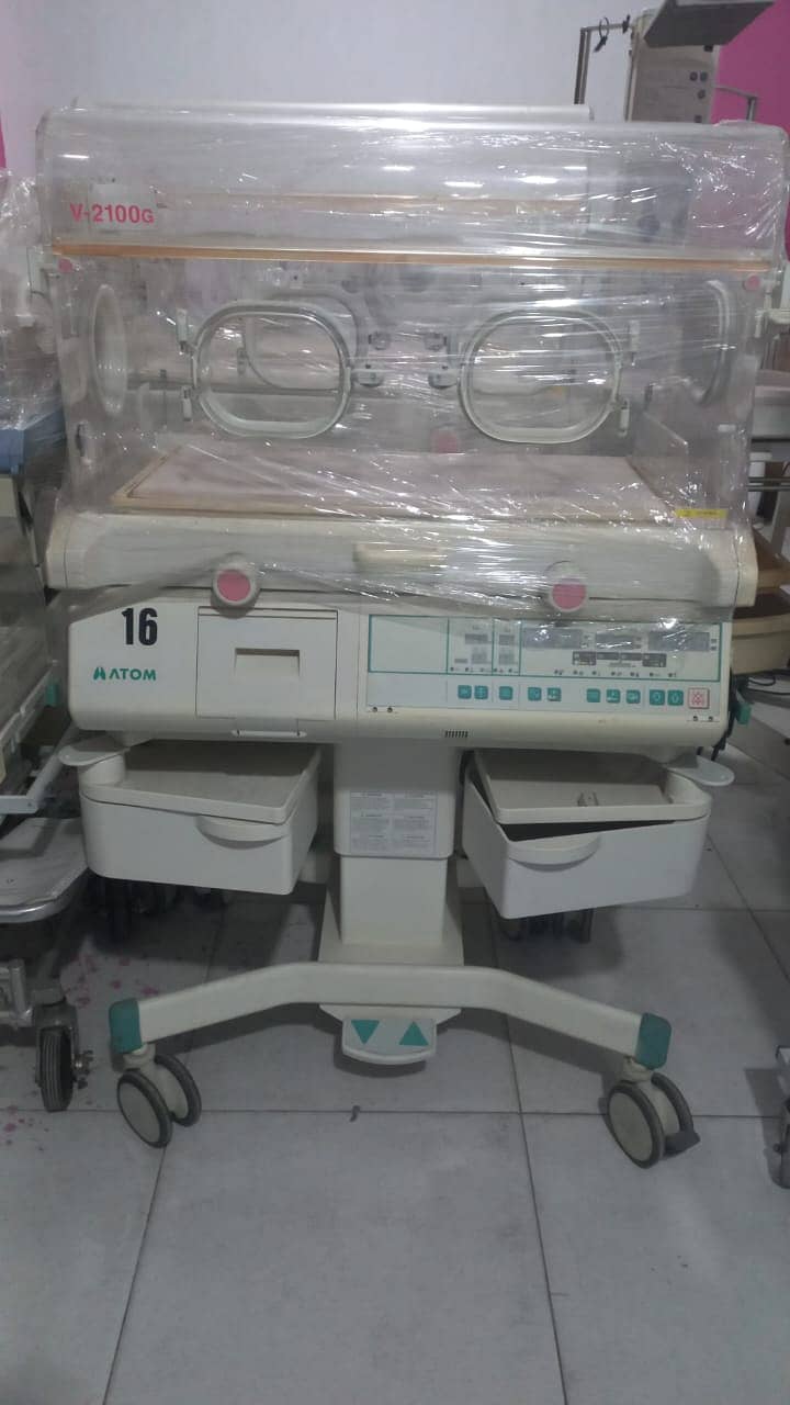 Baby Incubators & Warmer on economical rates 3