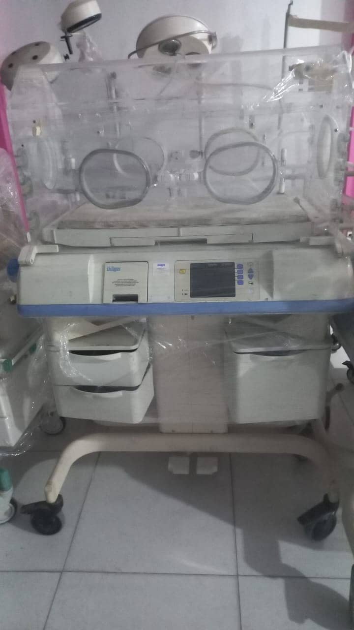 Baby Incubators & Warmer on economical rates 4