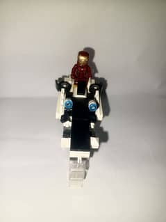 LEGO IRONMAN SPACESHIP SET