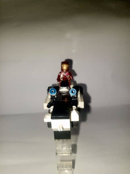 LEGO IRONMAN SPACESHIP SET 3