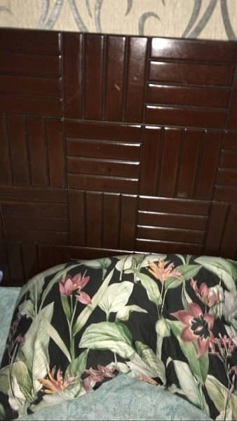 selling used bed in Lahore without mattress 3