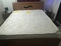 King Size bed set with mattress for sale 0