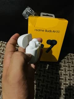 realme buds air pro