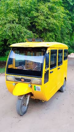 cng riksha and care