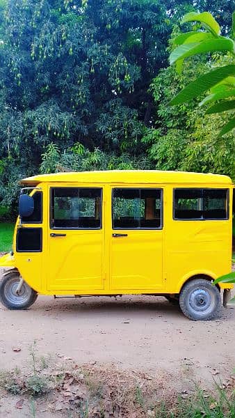 cng riksha and care 4