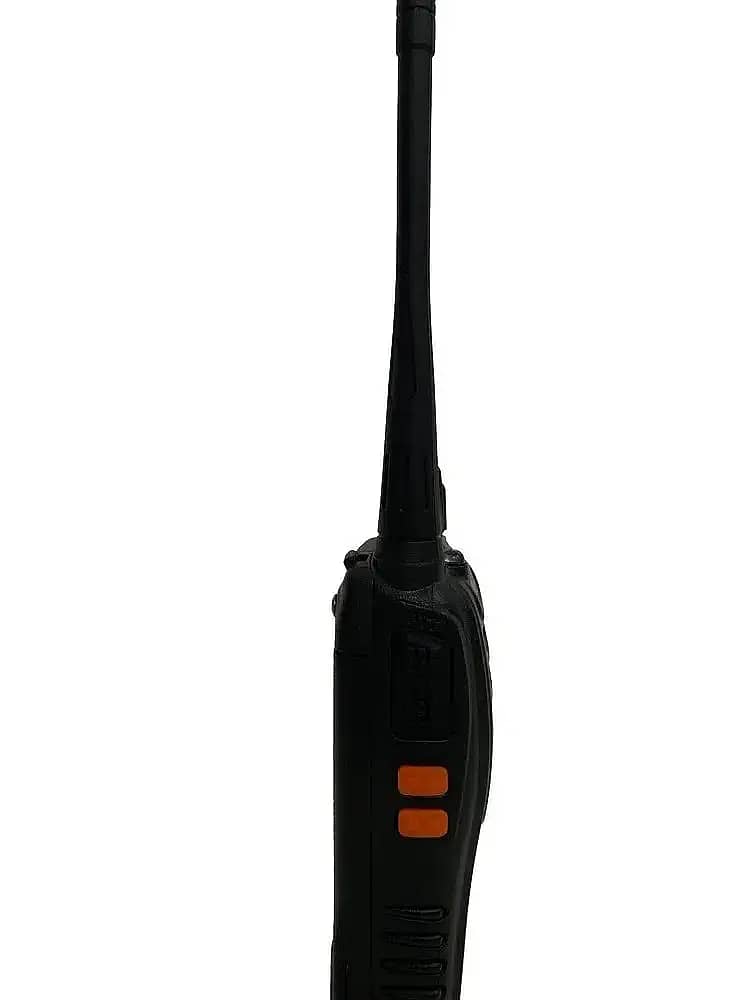 ICOM V82 Long range 8 Watt walkie talkies set, VHF supported walkies 2