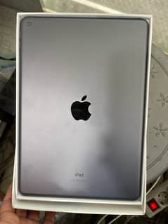 iPad 8 Generation wifi with box 128 gb 10/9.5 condition