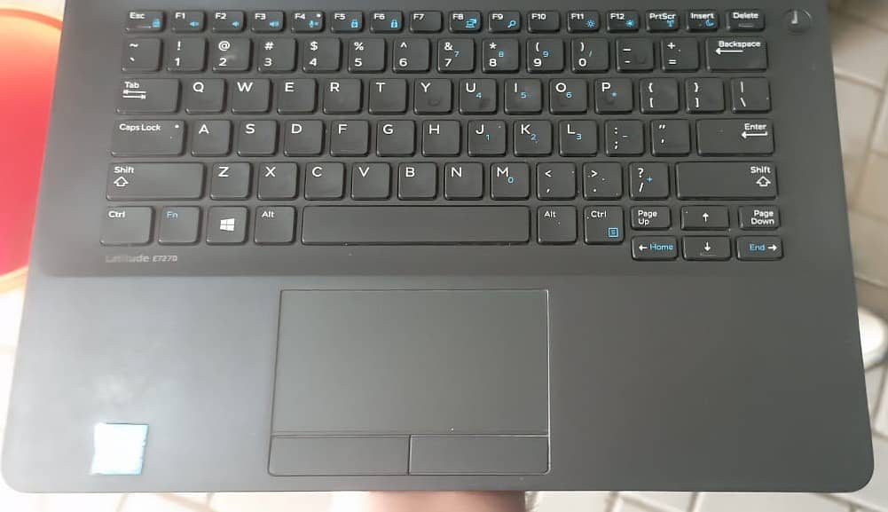 Dell Latitude 7270 Core i7 6th Generation 2