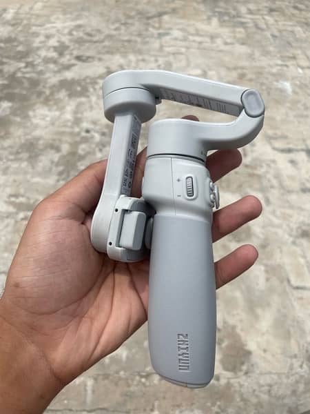 Zhiyun Smooth Q4 Mobile gimbal stablizer gimble 2