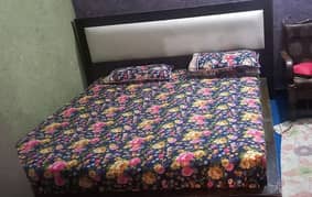 full size bed with mattress