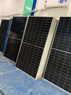 Solar panel /Longi Solar / Canadian Solar / Hi-Mo 7 / 605 watt /solar